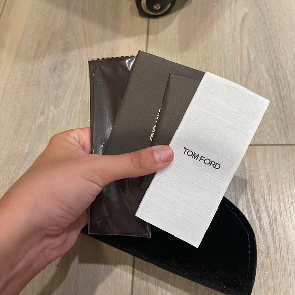 Tom Ford Black Aviator Sunglasses - Picture 4 of 5